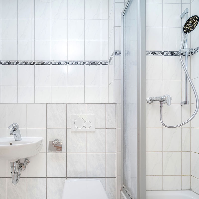 Verkauf 3 Zimmer Wohnung Bad klein